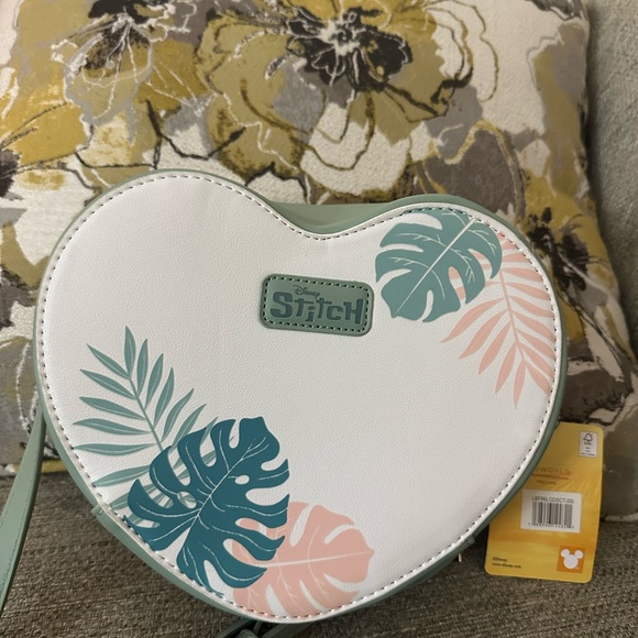 DISNEY Brand Stitch Heart-Shaped Crossbody by BIOWORLD New With Tags - Picture 12 of 13